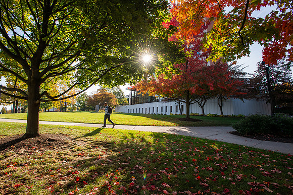 FallCampusLife1024AWB_5072