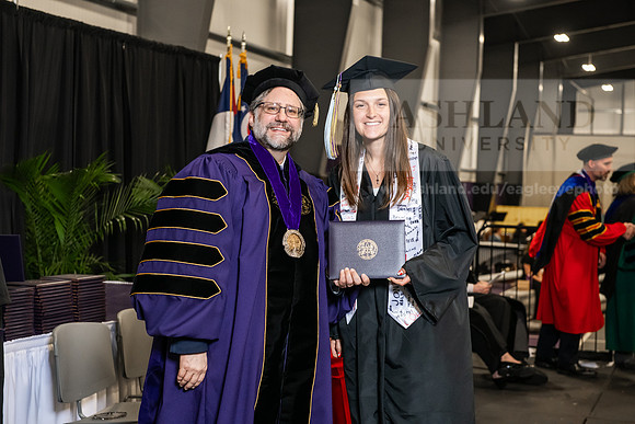 140SPGradBachelorScienceEducation0525AWB_4579