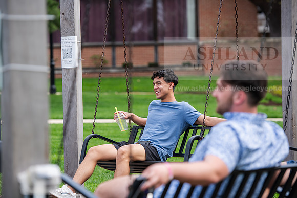 151SpringCampusLife0425AWB_0211