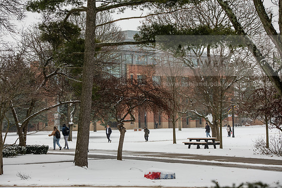 StudentsReturnWinterCampus0125AWB_6767