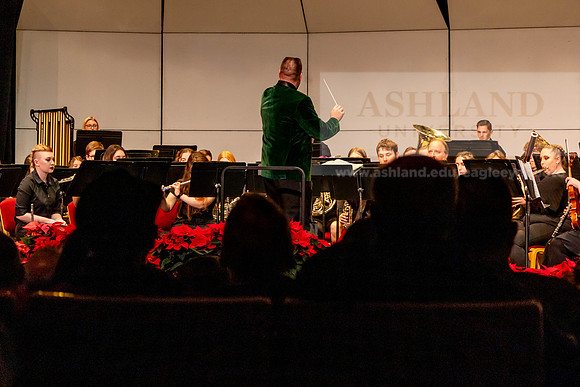 BandChristmasConcert120923MC_6451