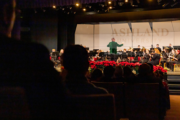 BandChristmasConcert120923MC_6445