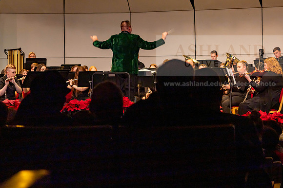 BandChristmasConcert120923MC_6450
