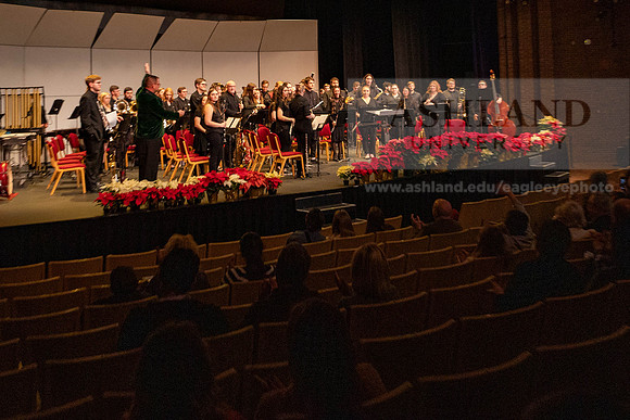 BandChristmasConcert120923MC_6531-2