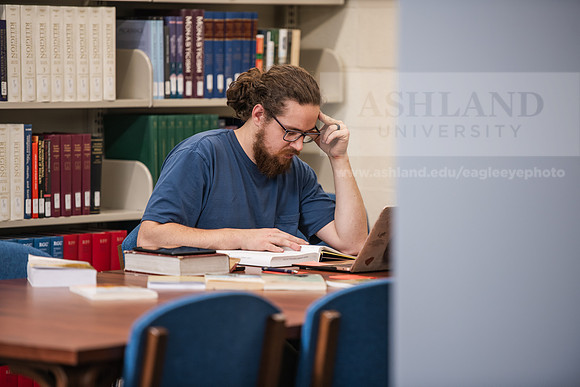 TheologicalSeminaryMasterDivinity0425AWB_8852