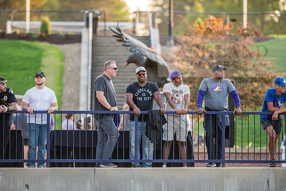AUvIUPFootball0924AWB_3666