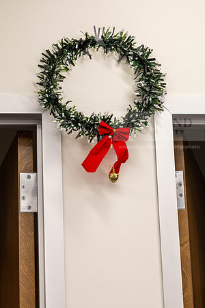 HolidayDecor120923MC_6343