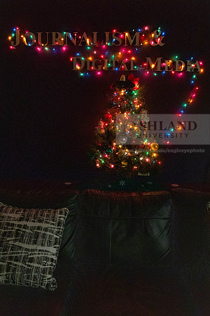 HolidayDecor120923MC_6134