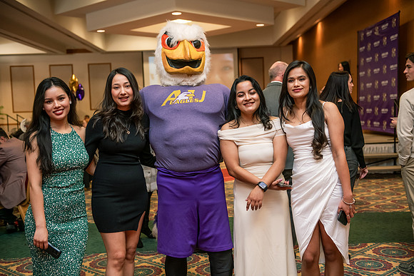 WinterGradCelebration1223AWB_3632