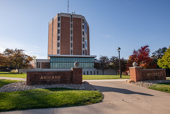 FallCampusLife1024AWB_5217
