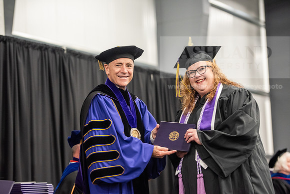 067SpGradBachelorNursing0524TR_ALW_8172