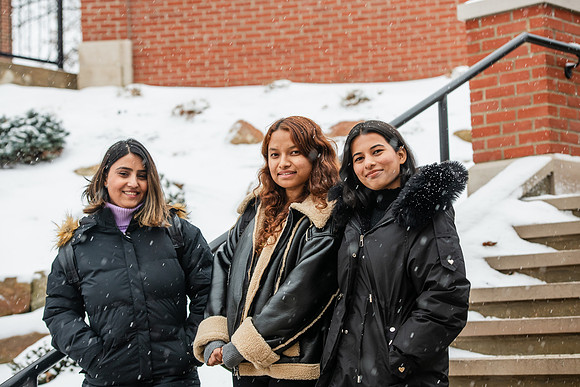 StudentsReturnWinterCampus0125AWB_6674