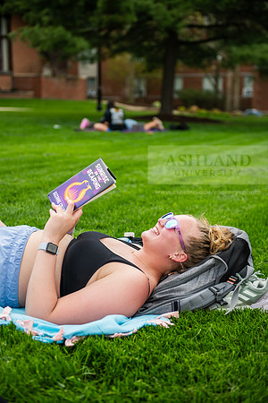055SpringCampusLife0425AWB_9826