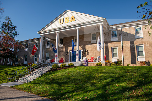 USAHouse1023AWB_7206