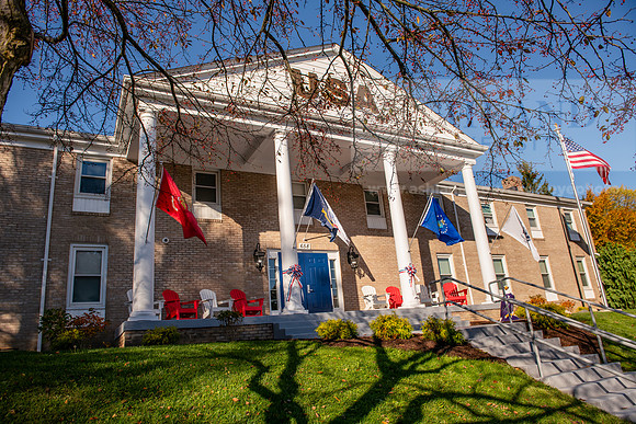 USAHouse1023AWB_7250