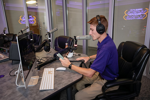 WRDLCampoInterview0920ALW_7768