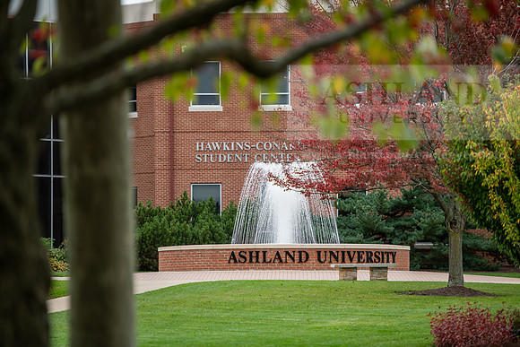 FallCampusLife1023AWB_3710