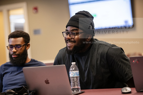 MBADigitalMarketing0324AWB_8222