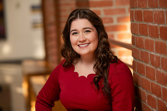 Ross_Alyana1223AWB_3060