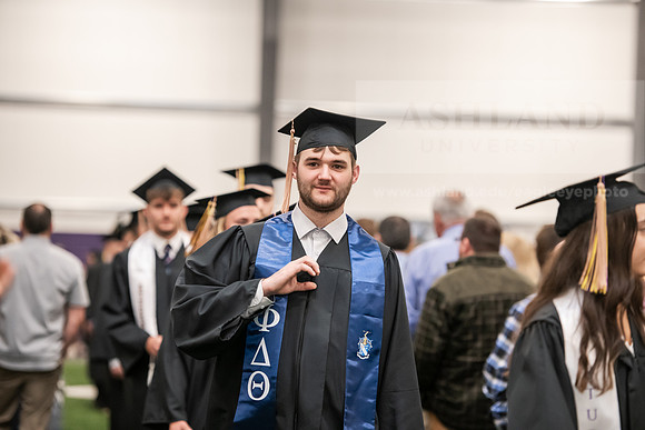 298SpGradProcessional0525AWB_2516