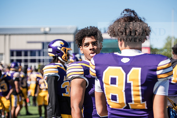 HOCOAUvOHDomFootballGame1024ALW_8865