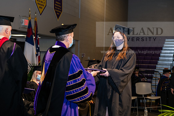 078BachelorEducationWiGrad1221ALW_7067