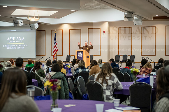 HomeschoolClassicLearningConference0325AWB_8111