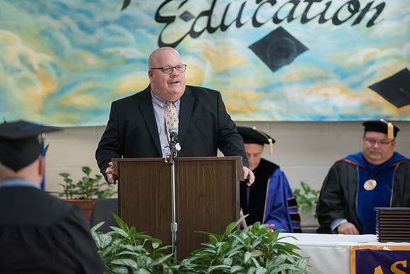 146GraftonCorrectionalGrad1018ALW_0937