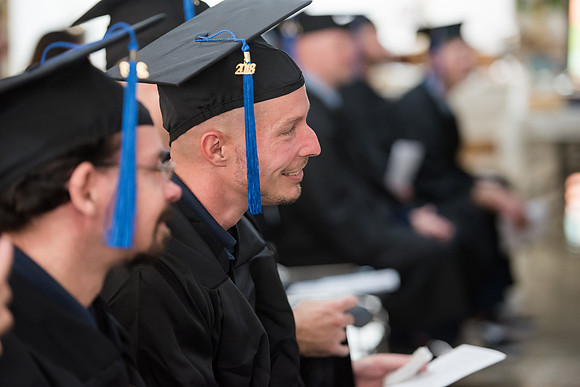 194GraftonCorrectionalGrad1018ALW_1047