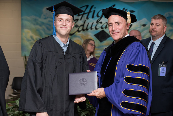 209GraftonCorrectionalGrad1018ALW_1090