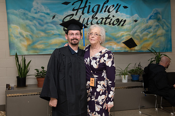 262GraftonCorrectionalGrad1018ALW_1229