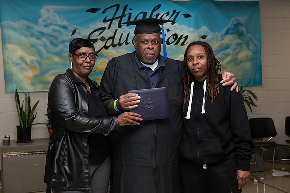 275GraftonCorrectionalGrad1018ALW_1253