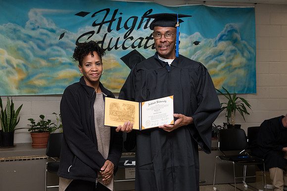 289GraftonCorrectionalGrad1018ALW_1283