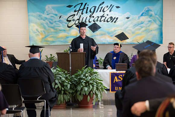 113GraftonCorrectionalGrad1018ALW_0857