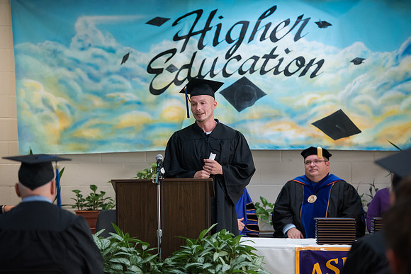 115GraftonCorrectionalGrad1018ALW_0861