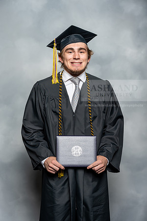 052SpGradBachelorScience0525AU-Graduation-2025-Andrew-0805