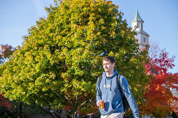 FallCampusLife1024AWB_5042