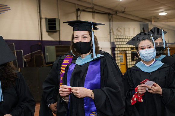 076WiGradPreCeremony1221ALW_6057