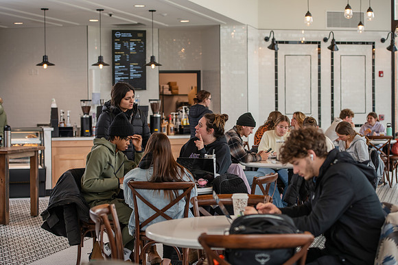 LyceumCafe1123AWB_2426