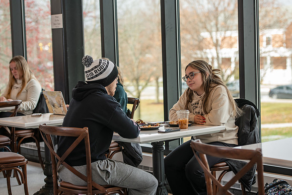 LyceumCafe1123AWB_2439