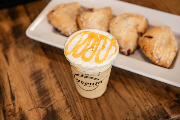 LyceumCafeFoodBeverage1223AWB_4221