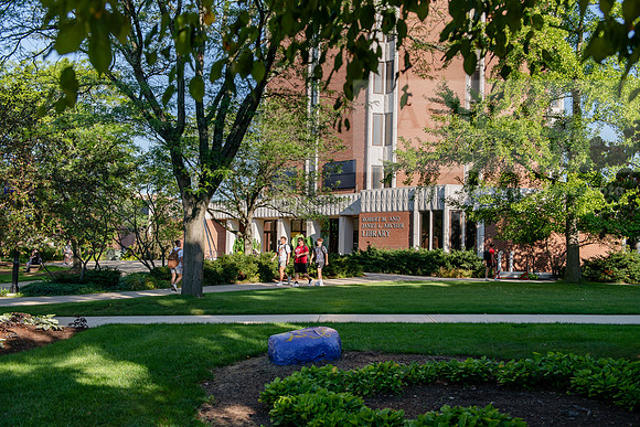 FallSemCampusEnvironment0923AWB_3006