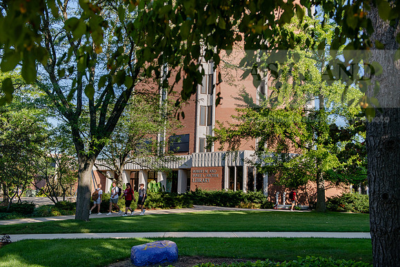 FallSemCampusEnvironment0923AWB_3008