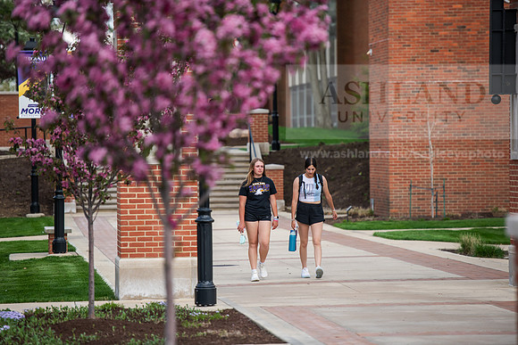 129SpringCampusLife0425AWB_0147