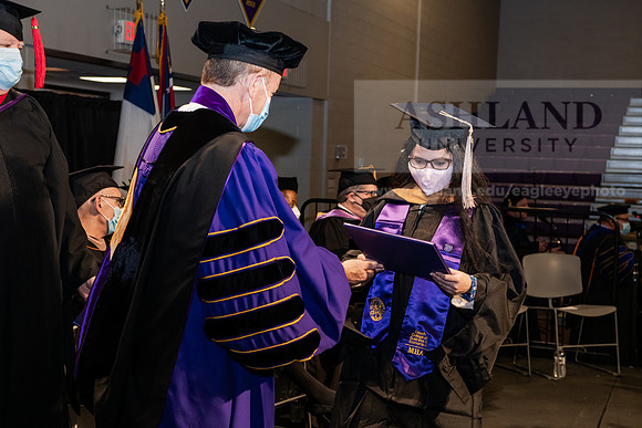 008MasterBusinessWiGrad1221ALW_6684