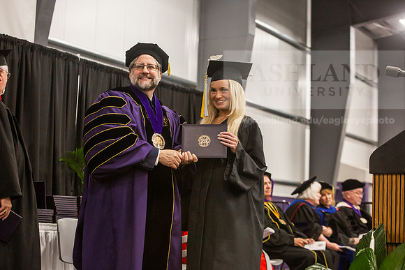 094SpGradBachelorSciEducation0525JH6Q8B9606