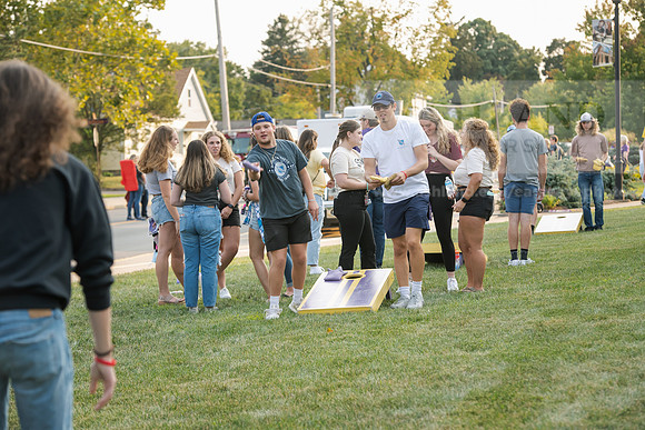AUvsFerris100Ftball0921ALW_7136