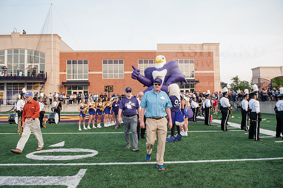 AUvsFerris100Ftball0921ALW_3561
