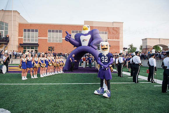 AUvsFerris100Ftball0921ALW_3554