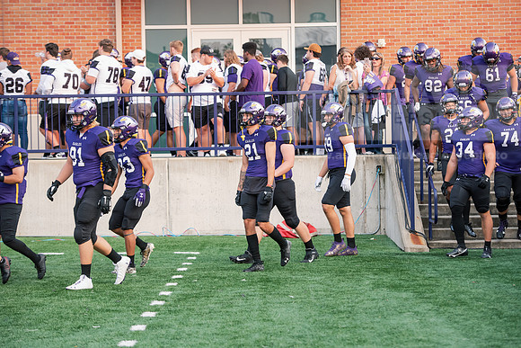 AUvsFerris100Ftball0921ALW_7430